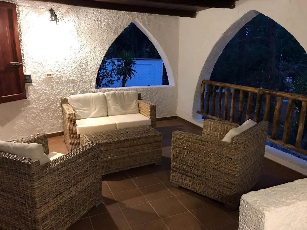 Holiday home Villa Elisa A Cinque Minuti Dalla Spiaggia Torre delle Stelle